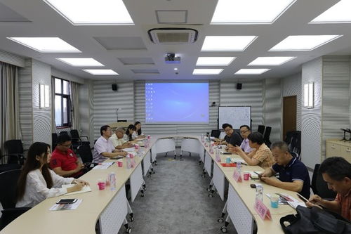 產教融合新篇章 上海和君欣盛創業投資管理合伙企業金立高級合伙人一行訪問管理學院